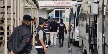 agac-ve-peyzaj-asye-operasyon-supheliler-saglik-kontrolune-getirildi-U7YFVLNB.webp