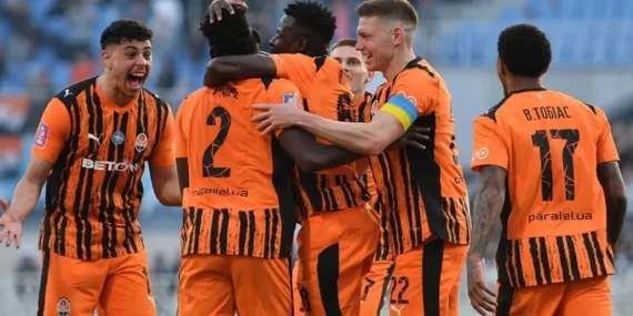 arda-turan-tarih-yazdi-shakhtar-donetsk-ligin-bitimine-3-hafta-kala-sampiyon-oldu-nCiO5ypm.webp