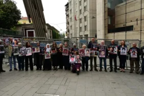 cumartesi-anneleri-1102-haftada-husamettin-yaman-ve-soner-gul-icin-adalet-cagrisi-LCKLi7tw.webp