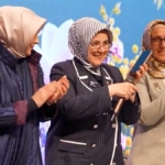 cumhurbaskani-erdogandan-ak-parti-istanbul-il-kadin-kollarina-anneler-gunu-tebrigi-XALDWVvI.jpg
