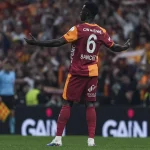 davinson-sanchez-burada-zorlu-bir-sezondan-sonra-sampiyon-olduk-ve-cok-mutluyuz-AXDJcUvD.webp