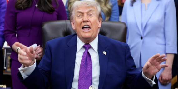donald-trumptan-benzin-vergisi-hamlesi-petrol-fiyatlari-dusene-kadar-askiya-alacagiz-JtgCyJbT.jpg
