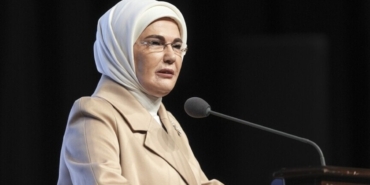 emine-erdogandan-anneler-gunu-paylasimi-QWwU7id6.jpg
