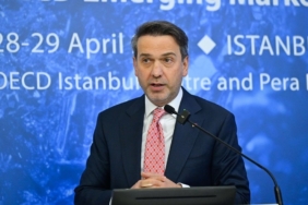 enerji-bakani-alparslan-bayraktar-cezayir-ile-lng-anlasmasinin-yenilenebilecegini-duyurdu-3apOTNNq.jpg