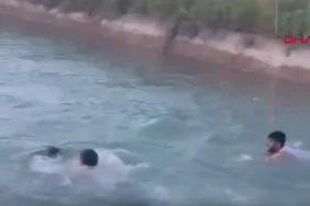 kanala-devrilen-otomobilden-cikan-iki-kadini-kurtardi-kendi-hayatini-kaybetti-EzLE5Zem.webp
