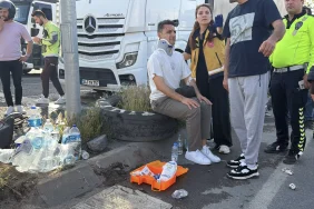 kocaelide-isci-servisi-ile-tirin-carpistigi-kazada-8-kisi-yaralandi-nUhpcWiz.webp