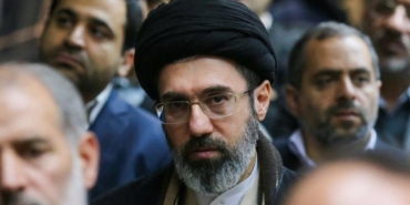 mucteba-hamaney-savas-stratejisini-perde-arkasindan-yonetiyor-RpcQqydN.jpg