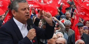 ozgur-ozel-erdogana-seslendi-o-bankadaki-kasayi-actir-akin-gurlekin-senin-sesini-kaydettigi-hafiza-5awklXTI.webp