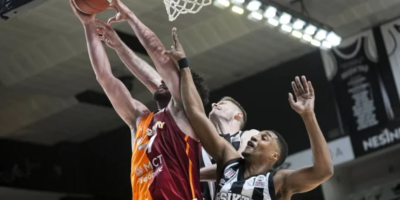 potadaki-derbide-cimbom-guldu-besiktas-gaini-7-sayiyla-gecen-galatasaray-mct-technic-ligi-7-ZR4YaVip.webp