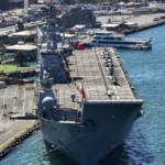 tcg-anadolu-istanbul-bogazinda-turistlerin-gozdesi-oldu-XGCLvHfR.jpg