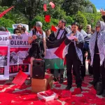 vendik-bienali-gazze-soykirimini-protesto-greviyle-basladi-soykirim-normallestirilemez-israil-bienalden-cikarilsin-4ADALIUP.webp