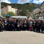 zihinsel-engelli-kizinin-istismara-ugradigini-ogrenince-fenalasip-olen-anneye-anma-anne-yuregi-bu-yuku-1lessAVb.webp